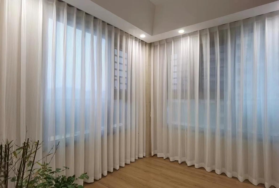 專業(yè)窗簾定制、安裝與維護 智能窗簾的全面指南